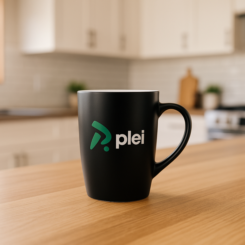 Plei_Mug_onkitchen